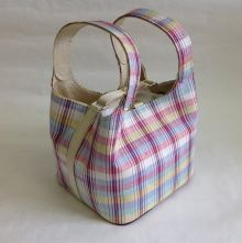 手織り体験をされた布でバッグを作られました！