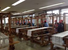 城内小学校三年生が機織り体験！