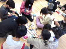 江戸川荘で二之江第二小学校の皆さんが小物作り体験！