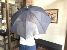 伝統織物の普段使い 塩沢織の日傘