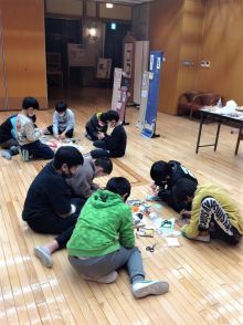 江戸川荘で小学生がコースター作り体験！