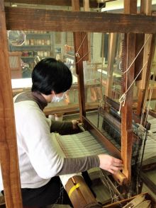 県内のお客様がランチョンマット手織り体験をお楽しみいただきました。