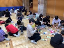 江戸川区立篠崎第三小学校の５年生が江戸川荘でコースター作り体験！